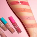 تست رنگ لیپ گلاس Glow Shine 3D میس بیوتی گلدن رز